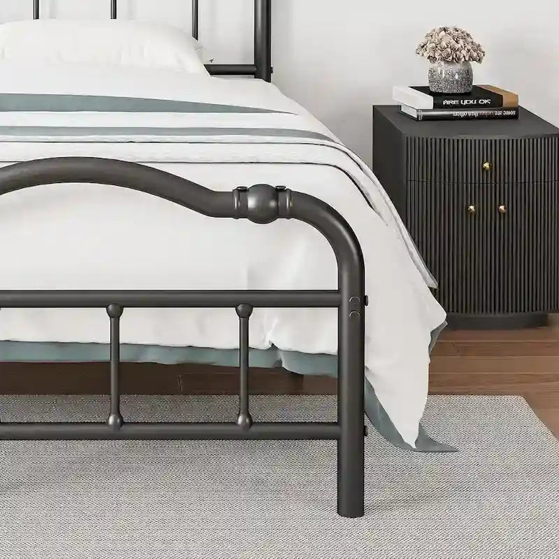 Telaio letto in metallo rinforzato da 14" in stile vintage, supporta fino a 1134 kg, facile da montare e senza cigolii