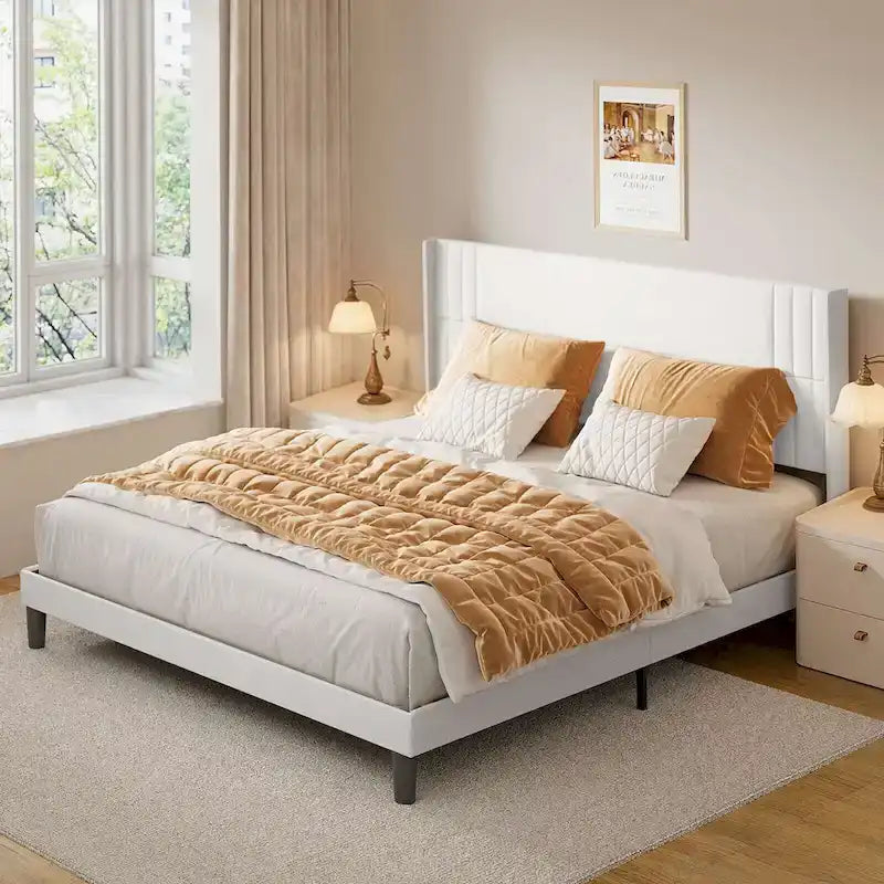 Letto Imbottito Matrimoniale/King con Canali Verticali e Testiera ad Ali