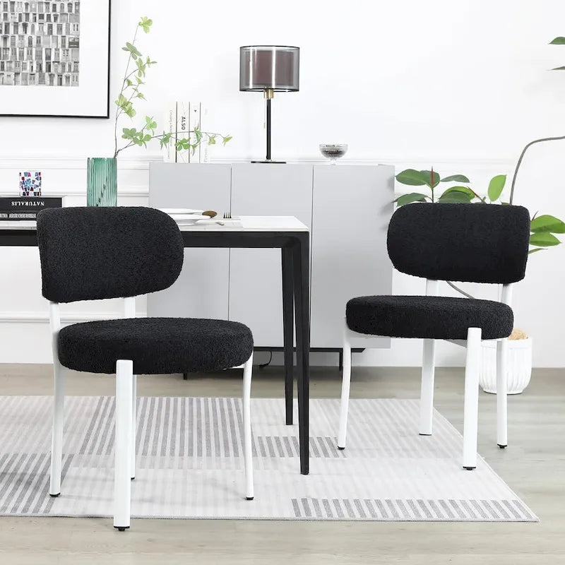 Sedia da pranzo moderna imbottita in Boucle con gambe in metallo bianco – Set da 2